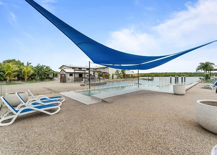 Lucinda Cove Resort